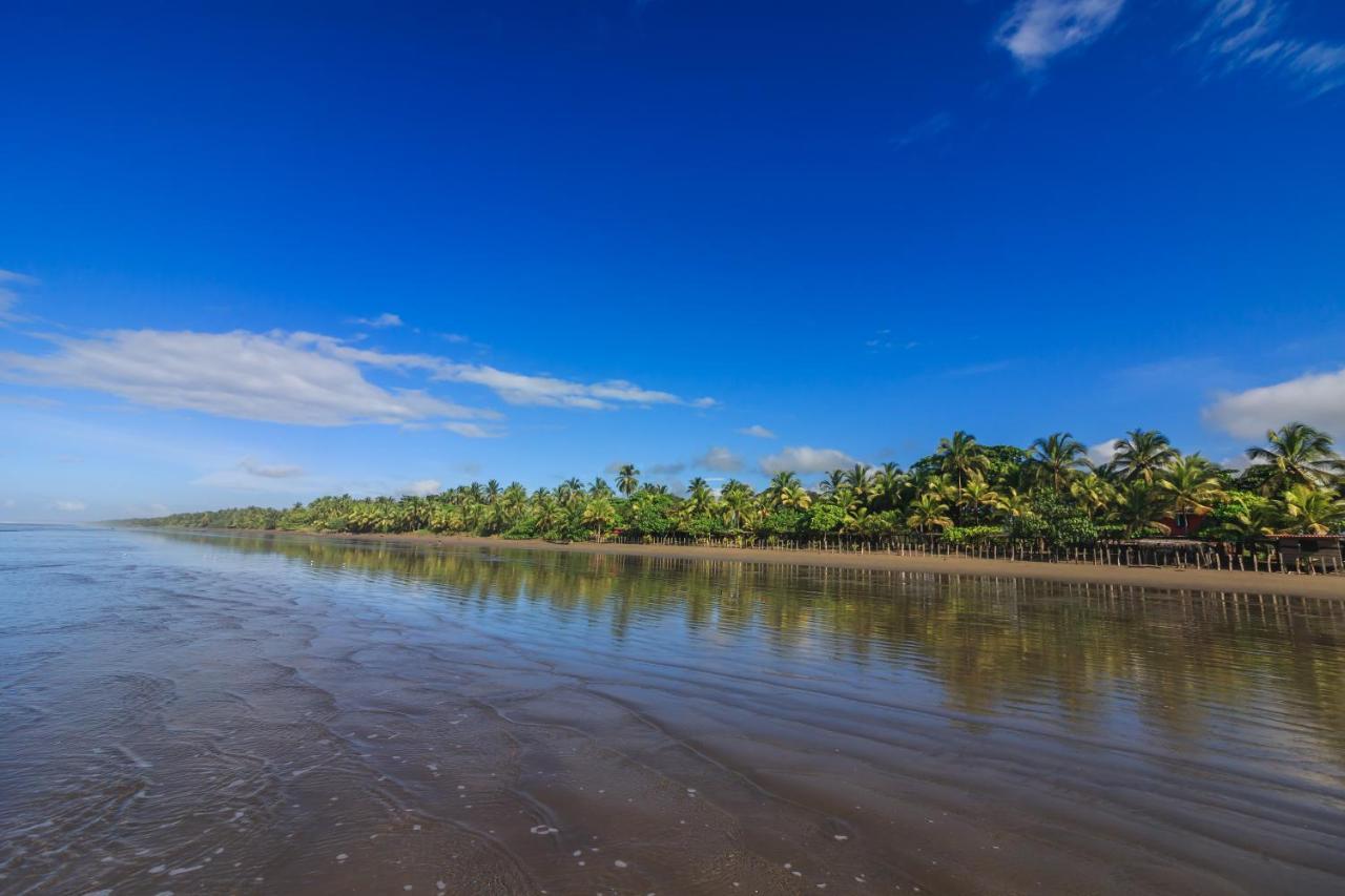 Las Lajas Beach Resort Exterior photo