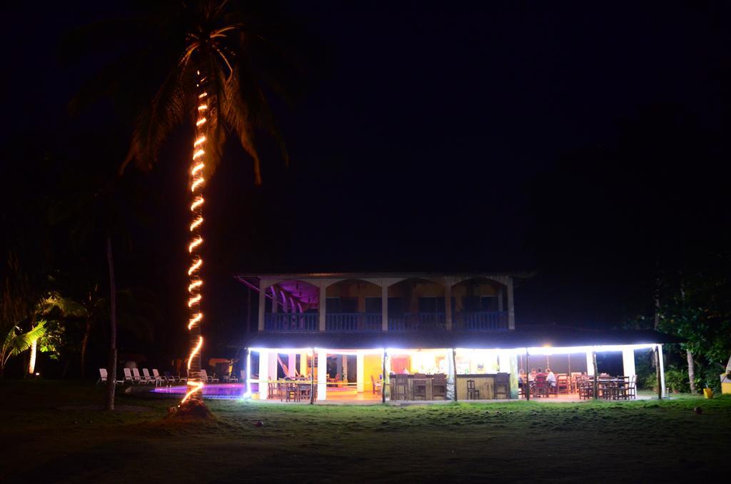 Las Lajas Beach Resort Exterior photo