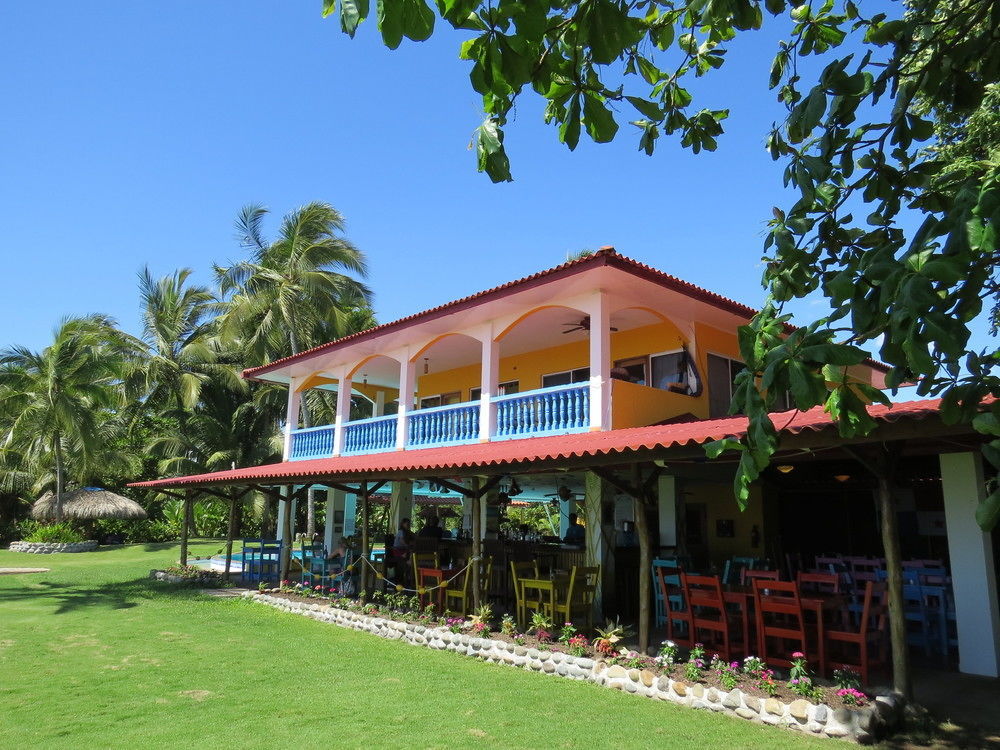 Las Lajas Beach Resort Exterior photo